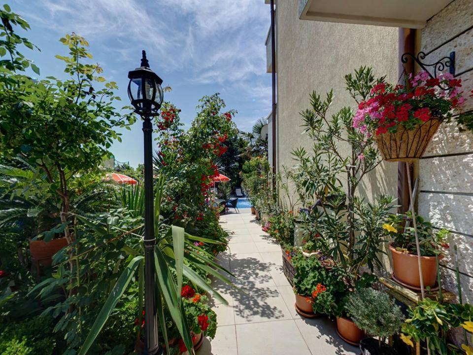 Family Hotel Gogov Sinemoretz Exterior foto