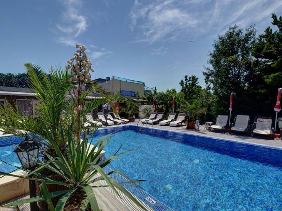 Family Hotel Gogov Sinemoretz Exterior foto